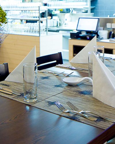 Gartenrestaurant Wil — Gartenanlage 10 Meter über Terrain